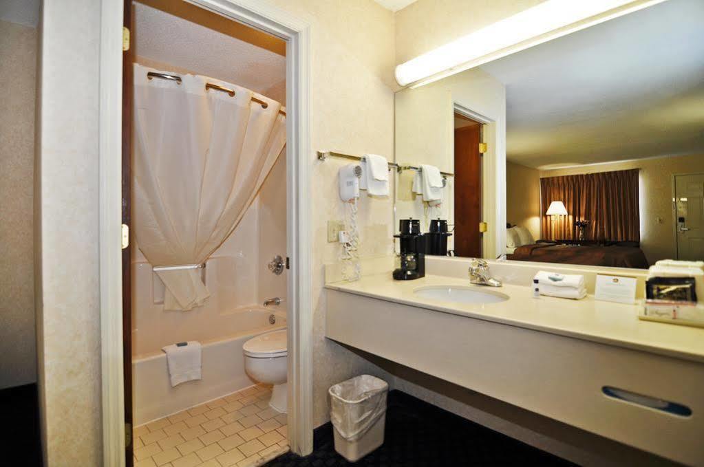 Red Roof Inn Muscle Shoals Dış mekan fotoğraf