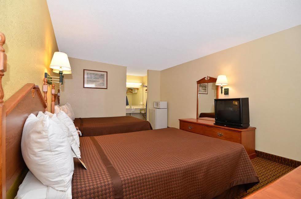 Red Roof Inn Muscle Shoals Dış mekan fotoğraf